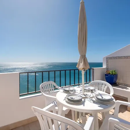Casa Infinito Azul - Big Balcony - T2 By Bedzy * Albufeira